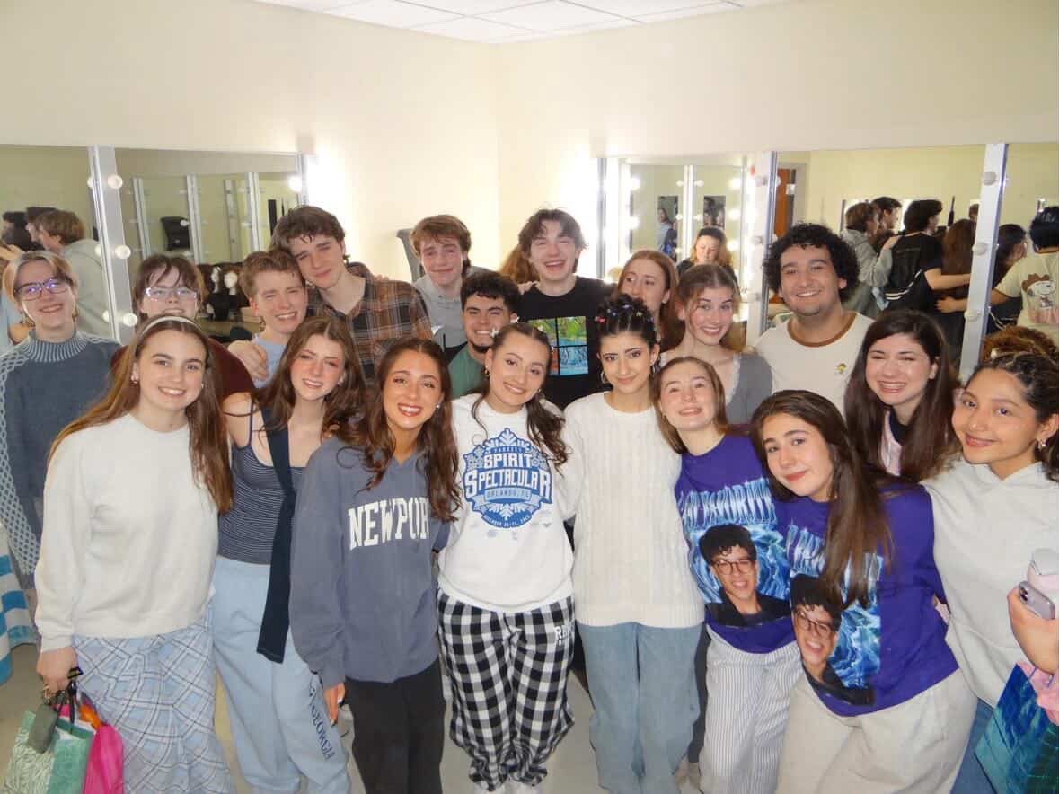 Riverside Brookfield High School tweet media