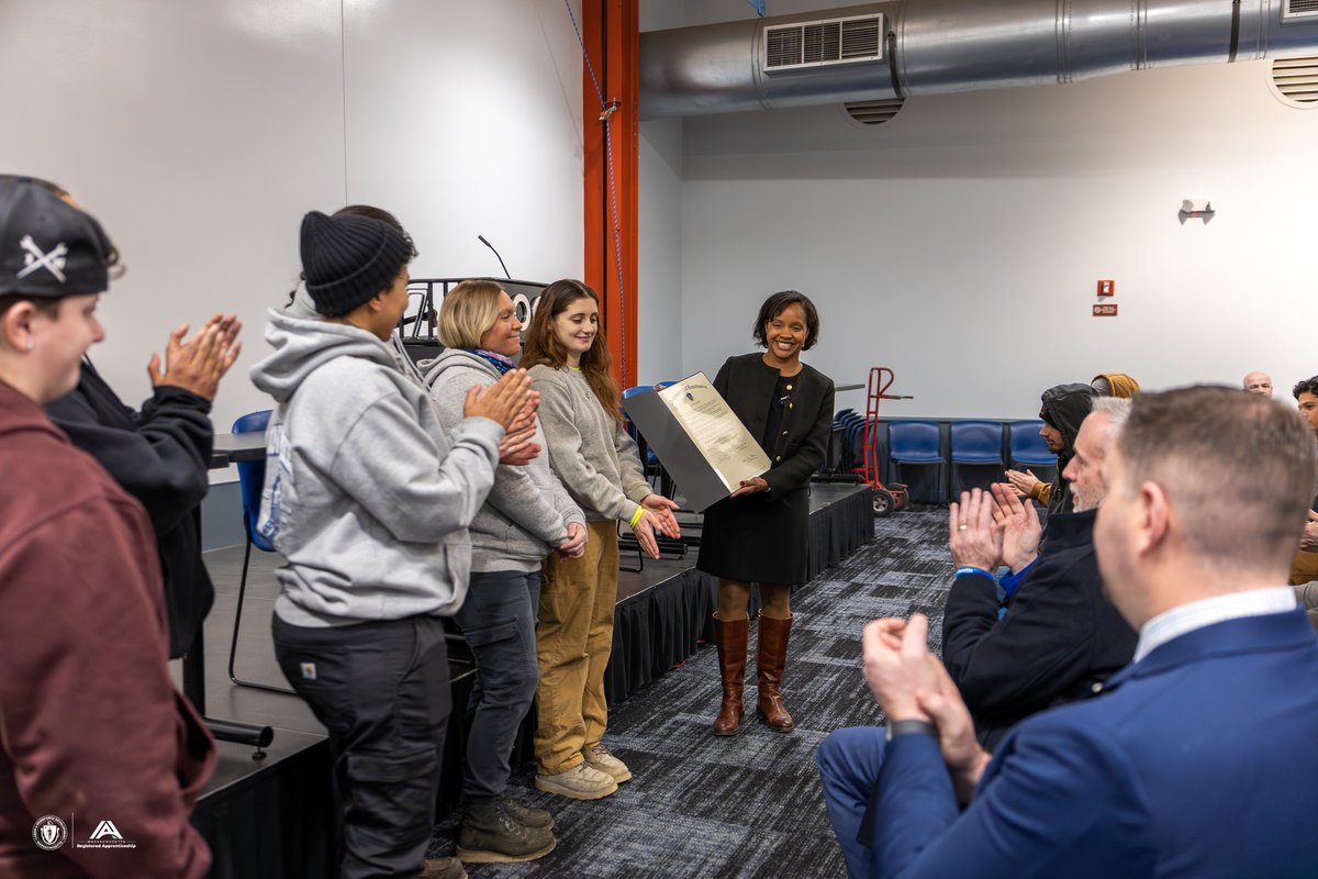 Massachusetts Labor & Workforce Development tweet media