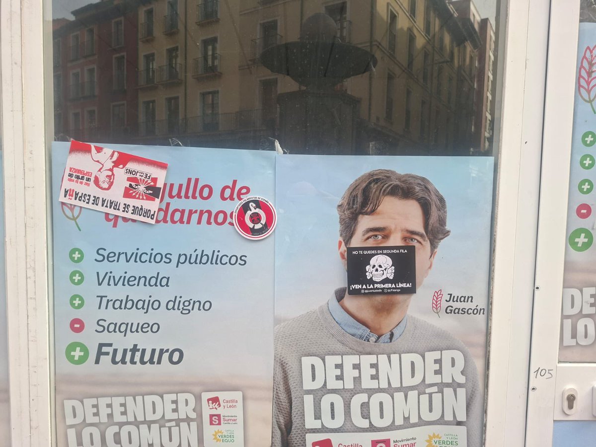 Hoy nos han vandalizado la caseta electoral con pegatinas de la extrema derecha, de los jóvenes de falange. No nos van a callar ni nos van a doblegar!! ✊✊