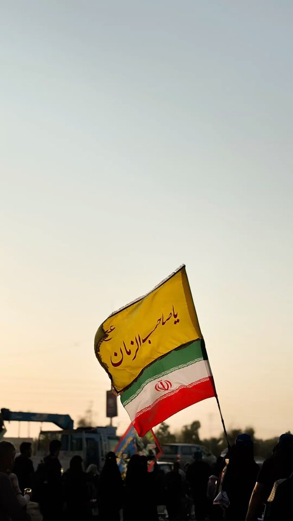 هذا الحِزبُ هو الذي يُقَرِّرُ عنّي سَلَمَتْهُ روحي ونفسي وأهلي وعِلْمي وكُلّ ما أملك ..
وهو بريئُ من دميّ 

وعلى الله فليتوكل المتوكلون..