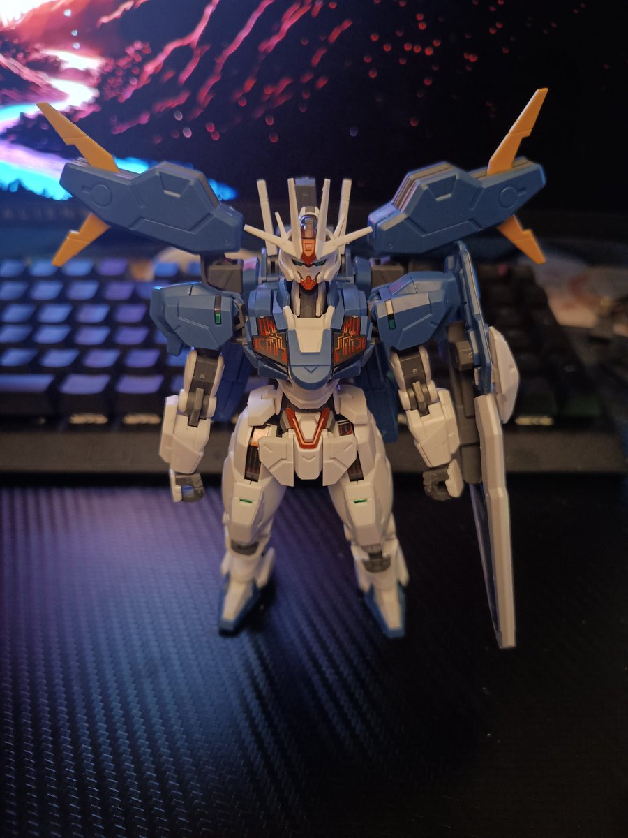 StarlightSophi3's tweet image. I'm on a roll with building #Gunpla kits 😛 I finished the HG XVX-016RN Gundam Aerial Rebuild the other day! The big gun mode looks especially good 😛