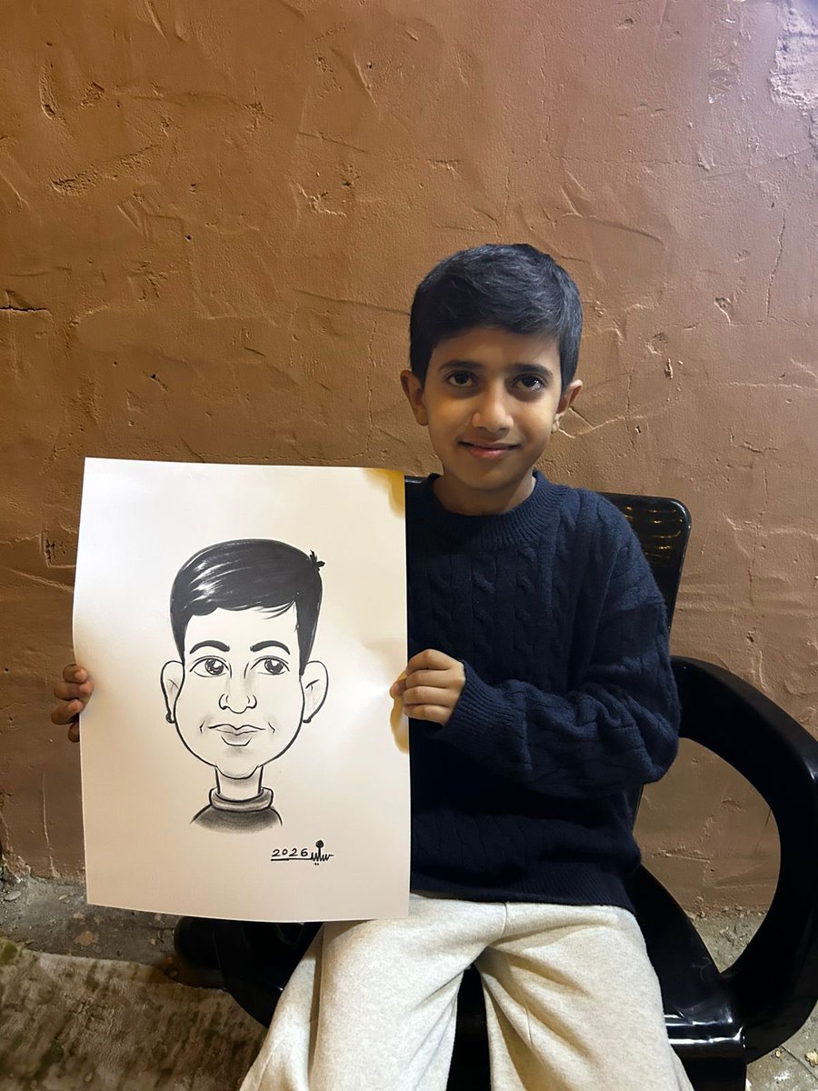 almotifstaduim's tweet photo. من الفعاليات الثقافية في  #بطولة_الحزم_الرمضانية_بالداير ركن الفن والرسم التشكيلي مع الفنان سعيد الخالدي 
#محافظة_الداير #الداير_بني_مالك 
#رمضان_يجمعنا https://t.co/Vf4wcvHKV5