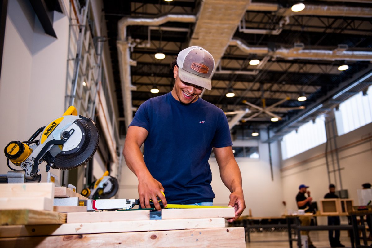 collincollege's tweet photo. Checking in from the Collin College Technical Campus, where real skills meet endless possibilities! https://t.co/3JlGAn5DAm