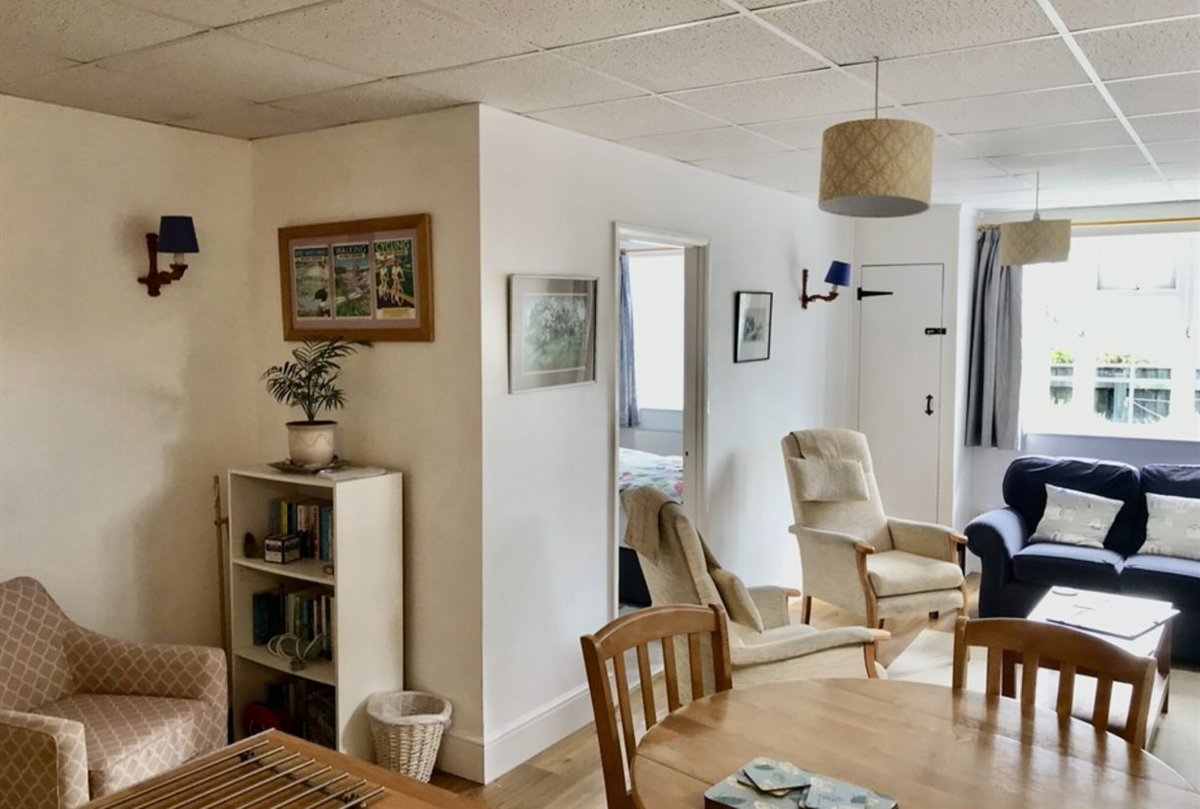 Visit Budleigh Salterton tweet media