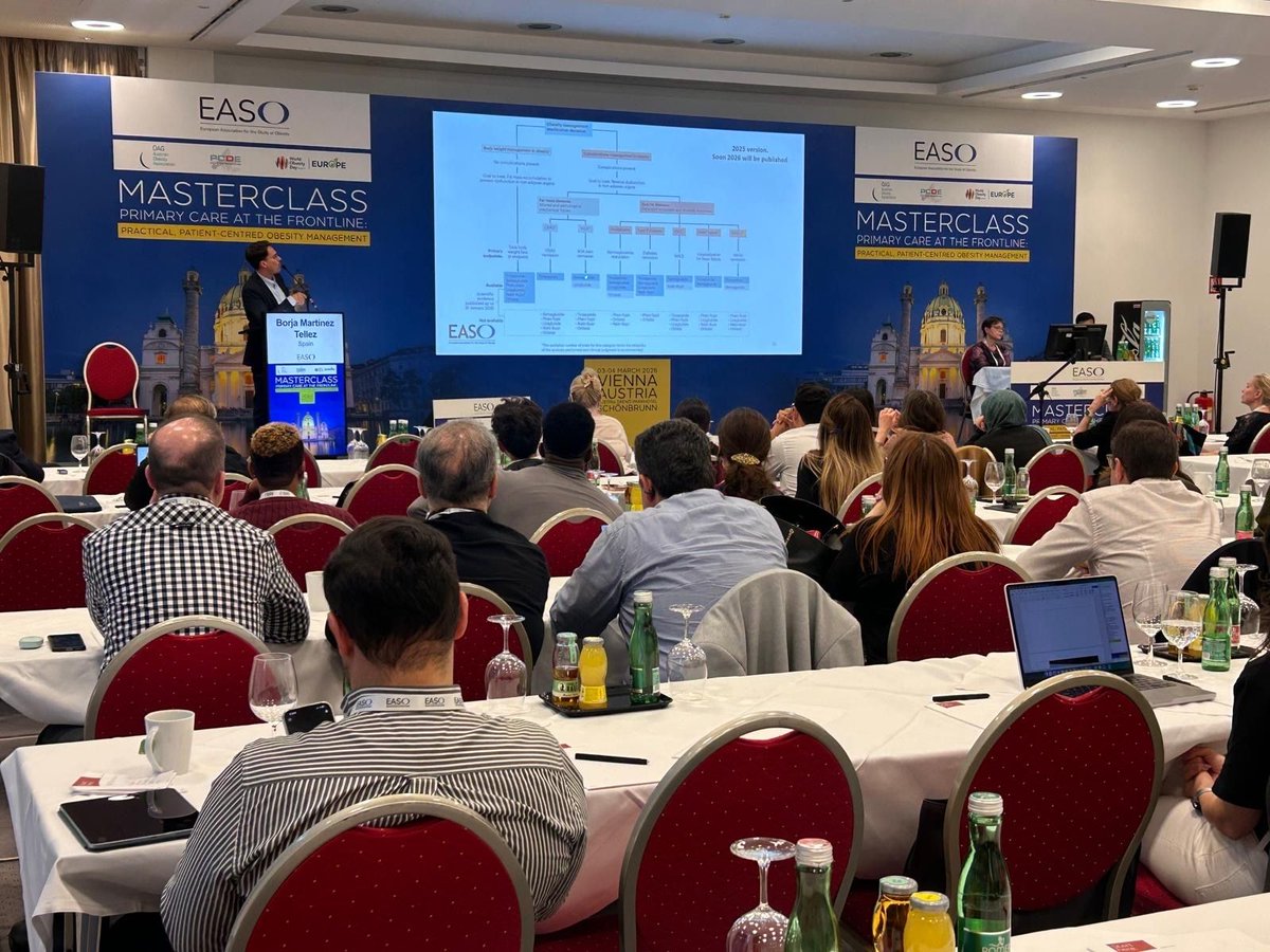 EASOobesity's tweet photo. Borja Martinez Tellez presents the 2025 EASO Algorithm at the Primary Care Masterclass ๐ฆ๐น highlighting the importance of tailoring obesity management approaches to the metabolic complications experienced by patients with obesity #EASOed https://t.co/UhrIRXTeCA
