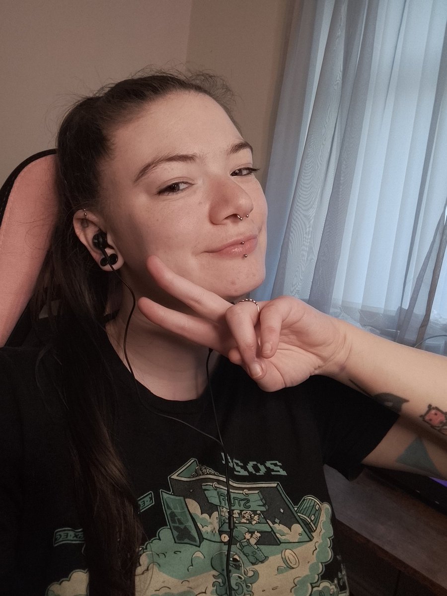 Ember | Little streaming bean 🫘 tweet media