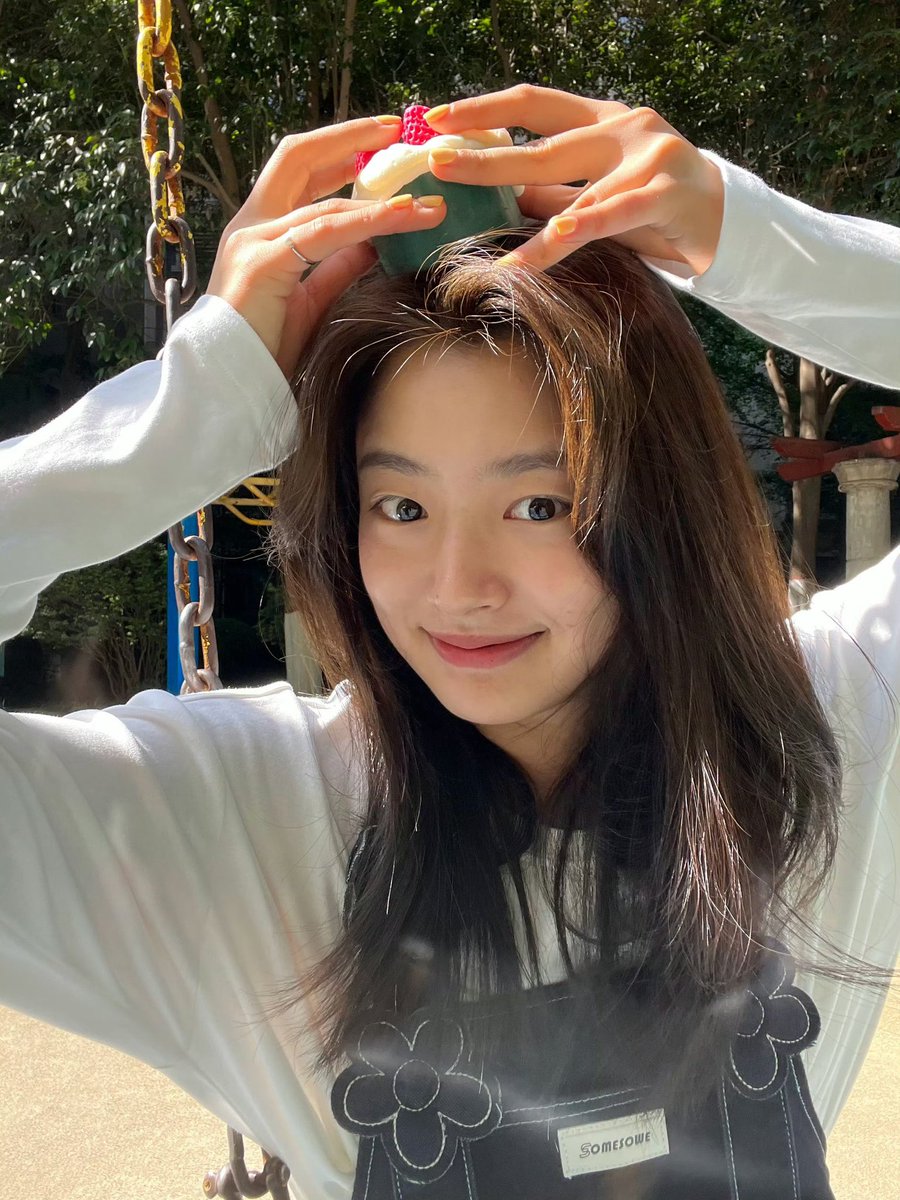 Wenjun 毕雯珺 tweet media