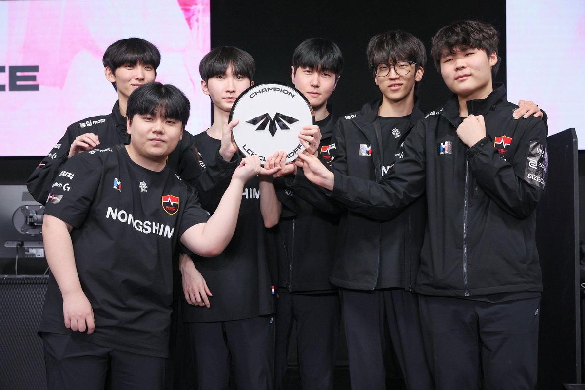 𝗍𝖺𝖻 tweet media