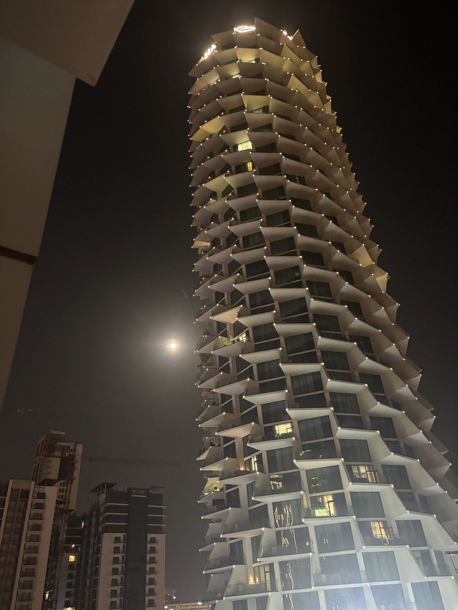 A full moon in #dubai tonight #uae
