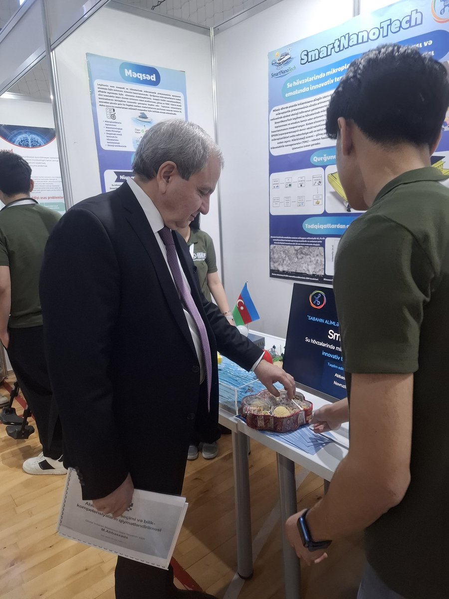 RectorBabayev's tweet photo. Martın 3-də keçirilən “Sabahın alimləri” XV Respublika müsabiqəsinin final mərhələsində BDU-nun nəzdində “Gənc İstedadlar” liseyinin şagirdləri uğurla çıxış etdilər.
Şagirdlərimizin kimya, ekologiya, fizika və süni intellekt üzrə təqdim etdikləri layihələr onların yüksək elmi potensialını, araşdırma bacarığını və gələcəyə inamla addımladıqlarını göstərir.
Fiinalçılarımızı və onların elmi rəhbərlərini ürəkdən təbrik edir, yeni uğurlar arzulayıram. İnanıram ki, gənc tədqiqatçılarımız liseyimizi müxtəlif platformalarda layiqincə təmsil edəcəklər.
Uğurlarınız davamlı olsun!