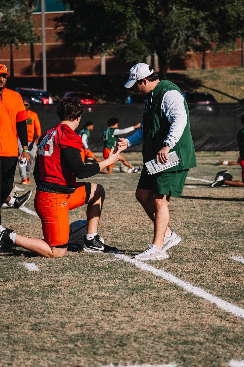 Coach Brenden Deanda tweet media