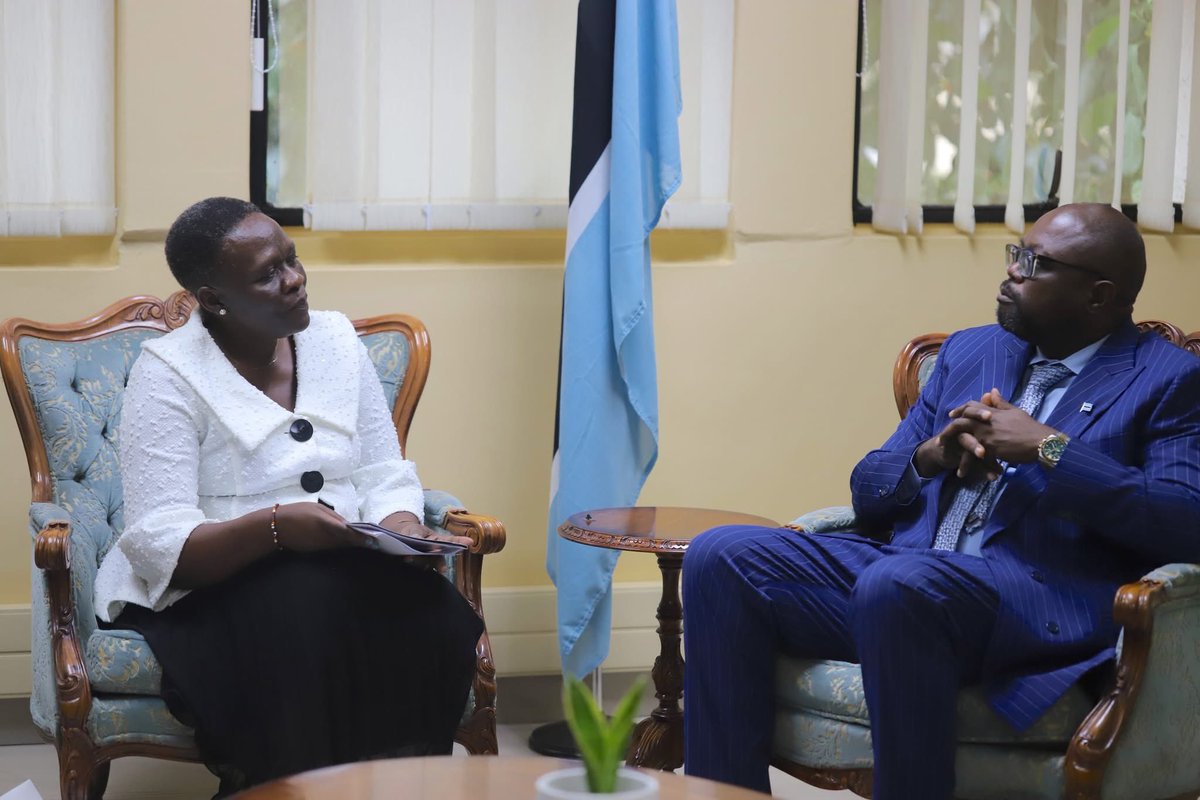 Mercy Laker tweet media