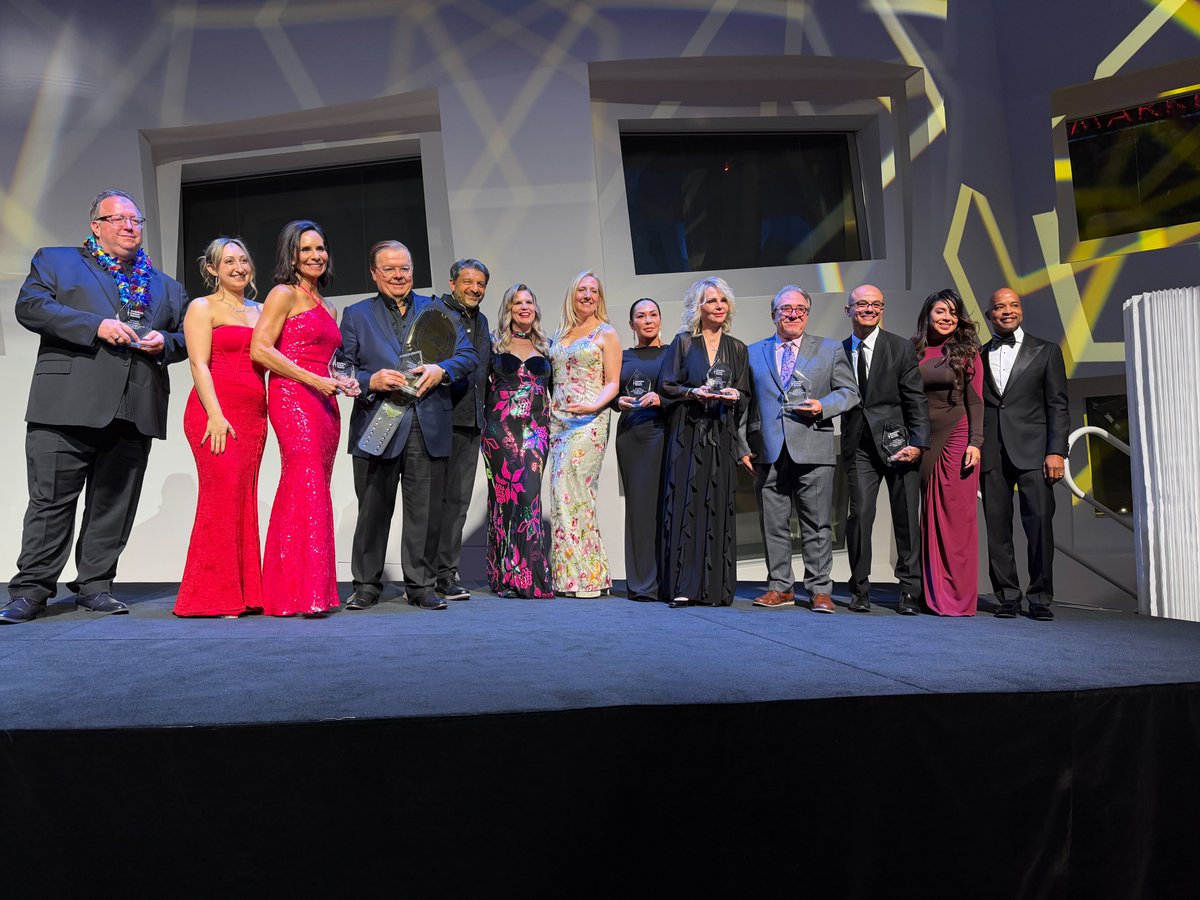 Comprehensive Cancer Centers tweet media