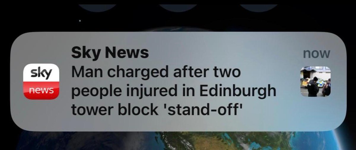 Tommy Robinson 🇬🇧 tweet media