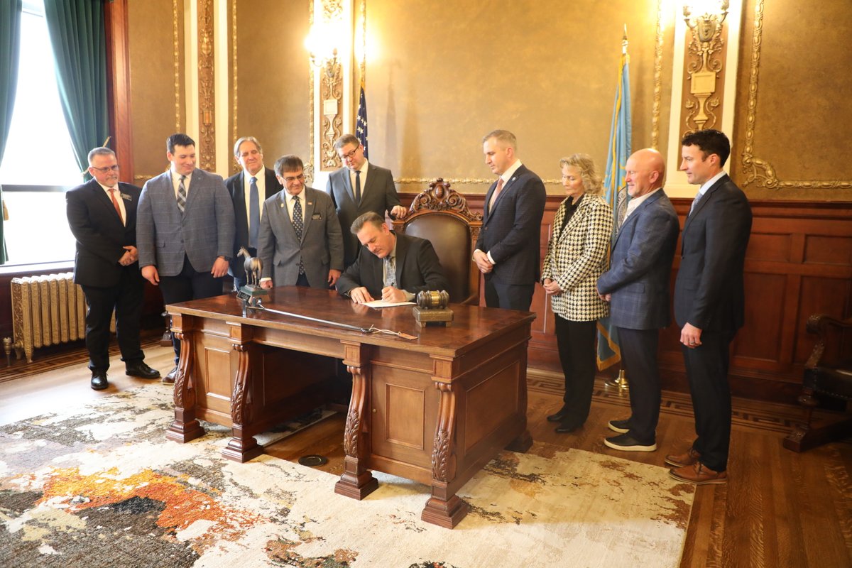 Dakota State University tweet media