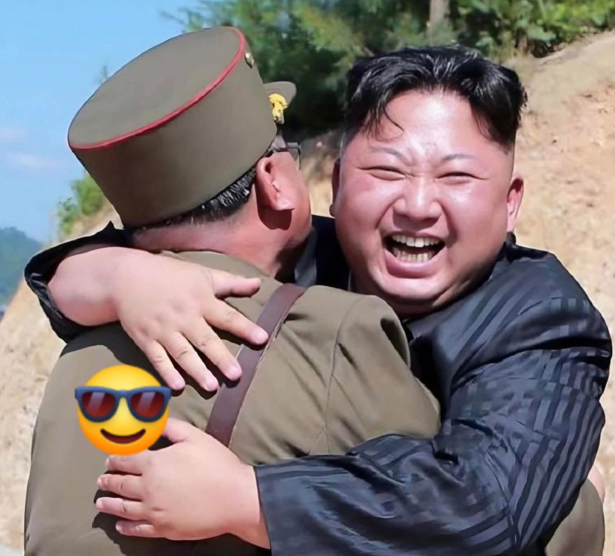 ایران کو چاہیے 10 میزا!ئلوں پر اسرا!ئیلی جھنڈا پینٹ کر کے نارتھ کوریا پر پھینک دے۔ 
باقی کام ببلو خود ہی سنبھال لے گا۔ 😎🤣