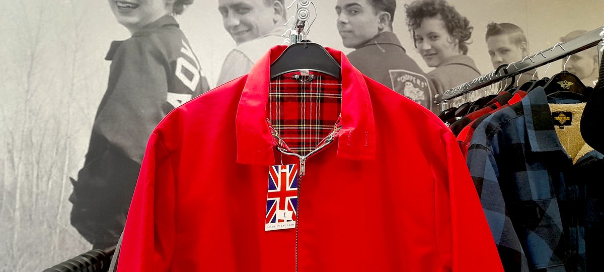 RocketCarabanch's tweet photo. ¡Aviso a todos los rebeldes sin causa! Repuesta la chaqueta harrington roja en todas las tallas. En tienda y tienda online.
+info: https://t.co/A8nQ96FWHQ

#Harrington #harringtonjacket #rebelwithoutacause #rockers #rockabillystyle #onlineshop #tiendaonline #madeinengland https://t.co/JwQtWCfwGH