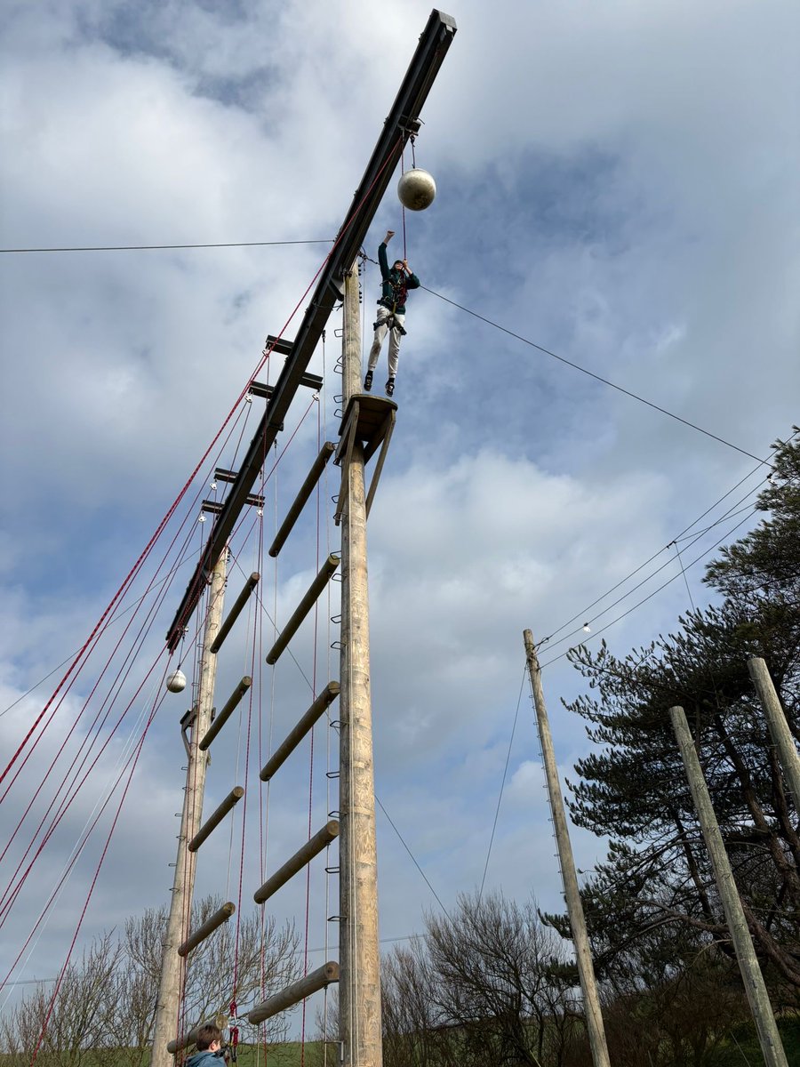 Future Academies Watford tweet media