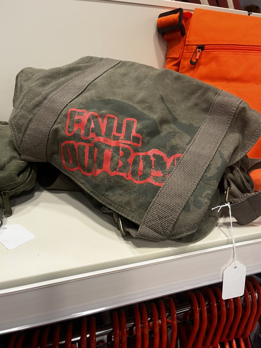 bea💫 ART PINNED tweet media