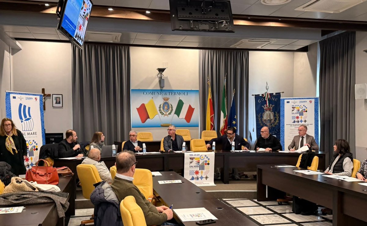 basi_luca's tweet photo. Conferenza stampa #feampa SSL 21-27 Gal Mare Molise Costiero #termoli https://t.co/jJKxg430Y4
