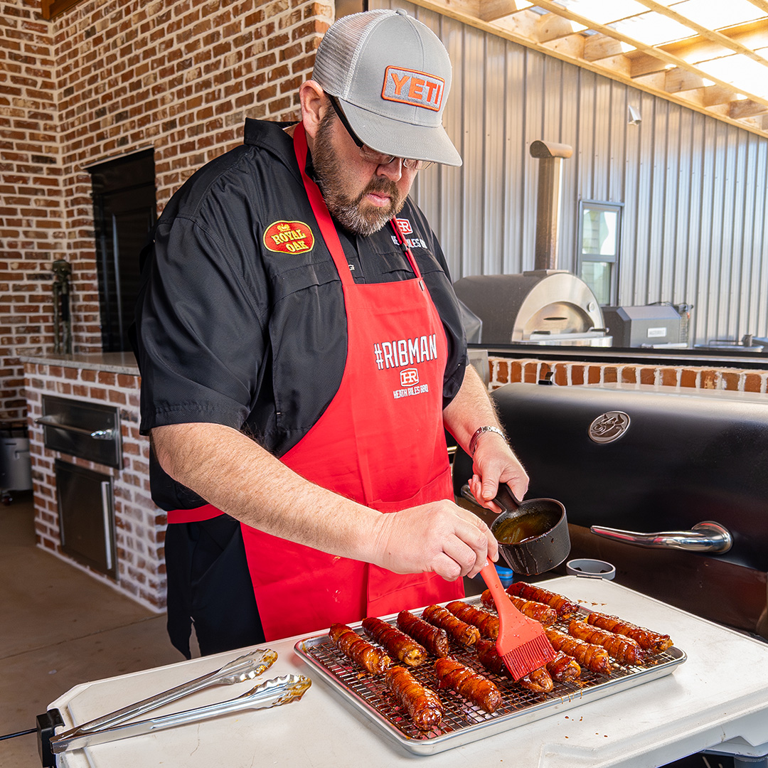 HeathRilesBBQ's tweet photo. Bacon Wrapped Shotgun Shells — stuffed with beef, sausage, cheese, and jalapeños, smoked and glazed to perfection. Crispy, juicy, and packed with flavor.
Check out the full recipe video: https://t.co/IcyCsCvmbJ
#ShotgunShells #BBQ #SmokedRecipes #BaconWrapped #PelletSmoker #BackyardBBQ #Cookout #Grilling