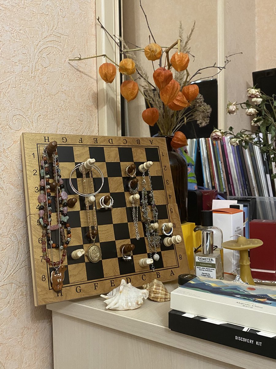 настя октобер tweet media