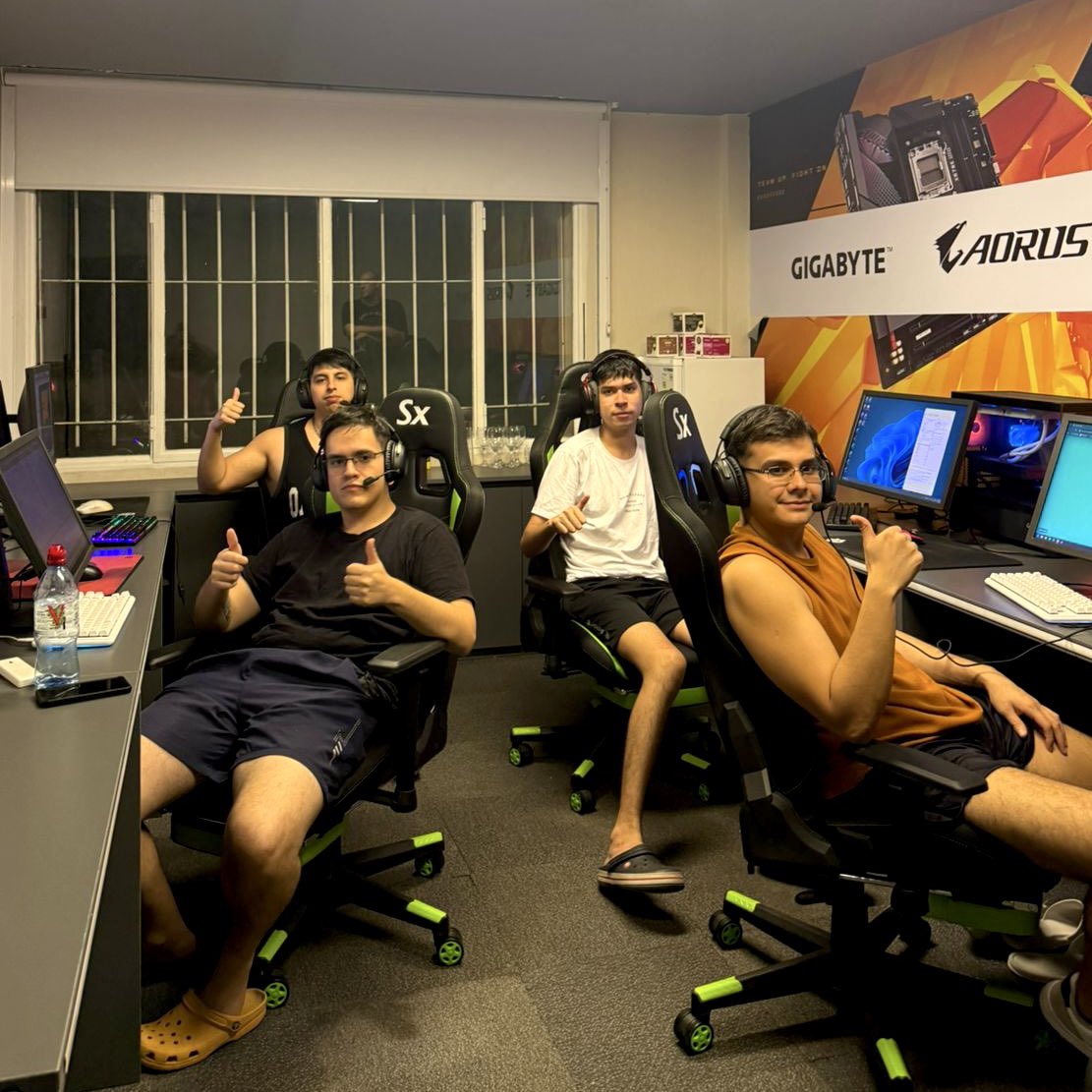 Afterlan Gaming House tweet media