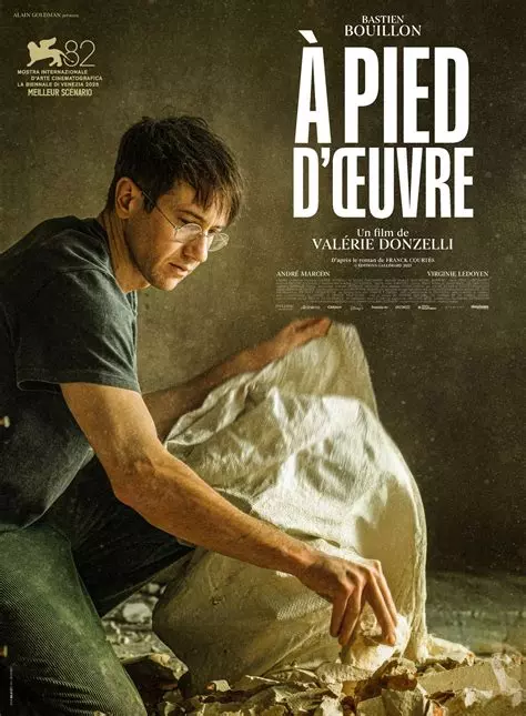 cinekoinone's tweet image. Ce mardi soir à 21h cinema-oustal-auterive.fr

Contrairement à ce que peut en dire @Frustration_web, ce film ne décrit pas un Bourgeois Gaze mais parle du prix de la #creation

Un film modeste et sincère, qui ne tombe pas dans le tourisme social ni la noirceur ni l'optimisme béat.