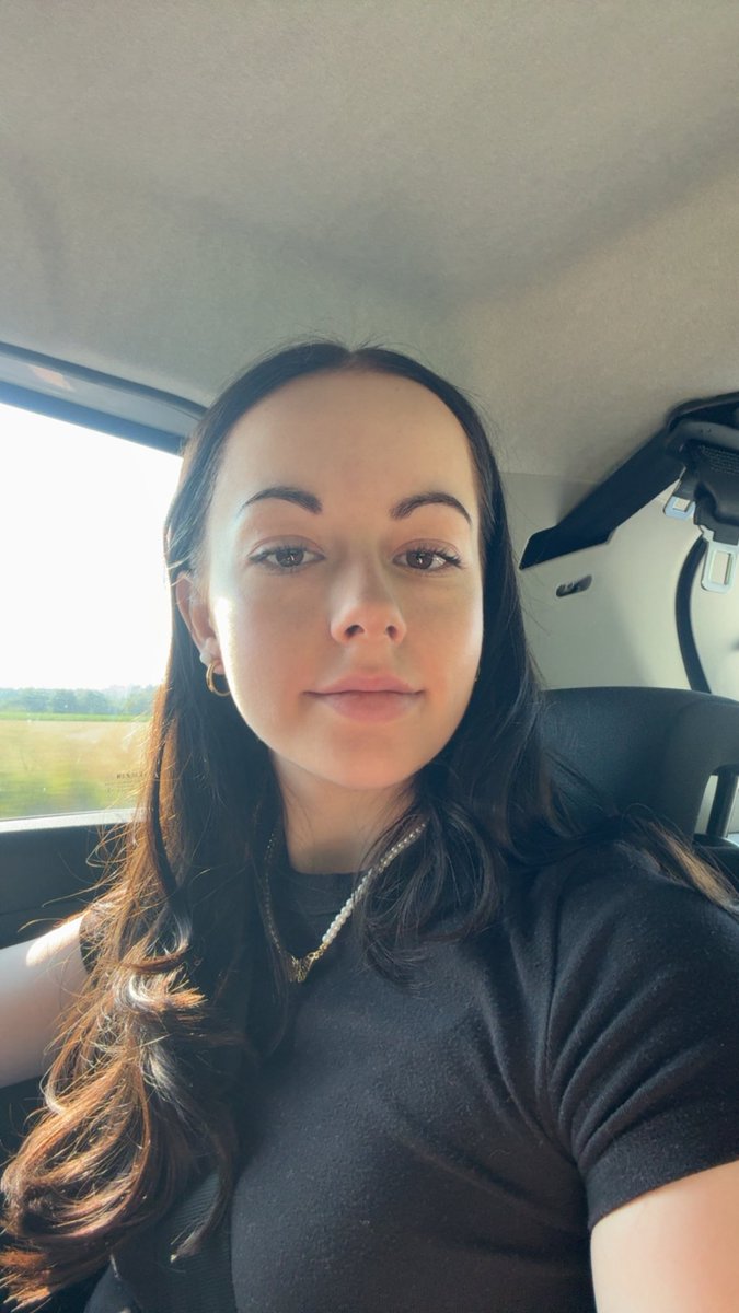jvosbutterfly's tweet photo. canโt wait for friday ๐ฆ #selfiesforhyl #hyl https://t.co/kd0ktNZifP