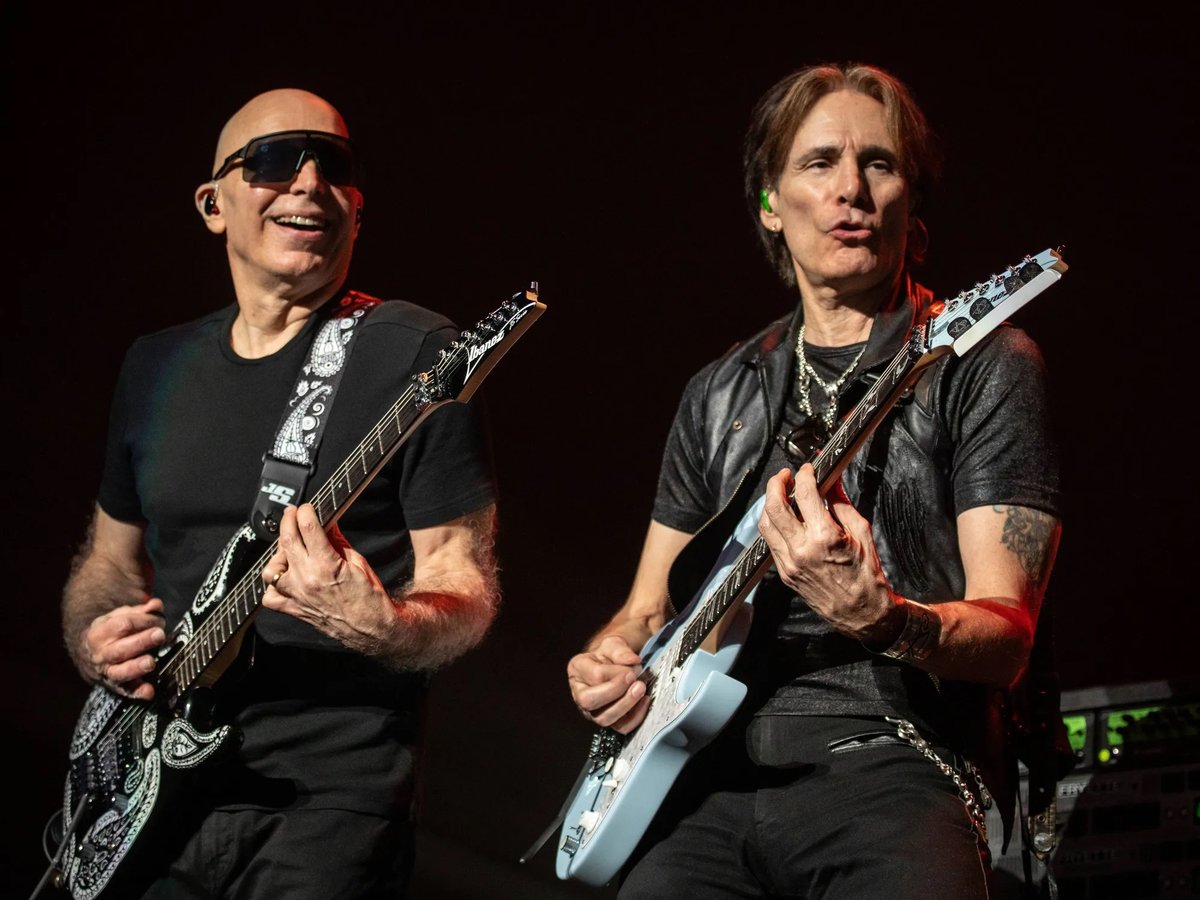 timpsnider's tweet image. ジョー・サトリアーニ＆スティーヴ・ヴァイの新バンドSATCHVAI BAND　新曲「Dancing」公開

🎸🎸→ amass.jp/188085/

@chickenfootjoe / @stevevai  

via @amass_jp 

#amass #ギタリスト #guitarist