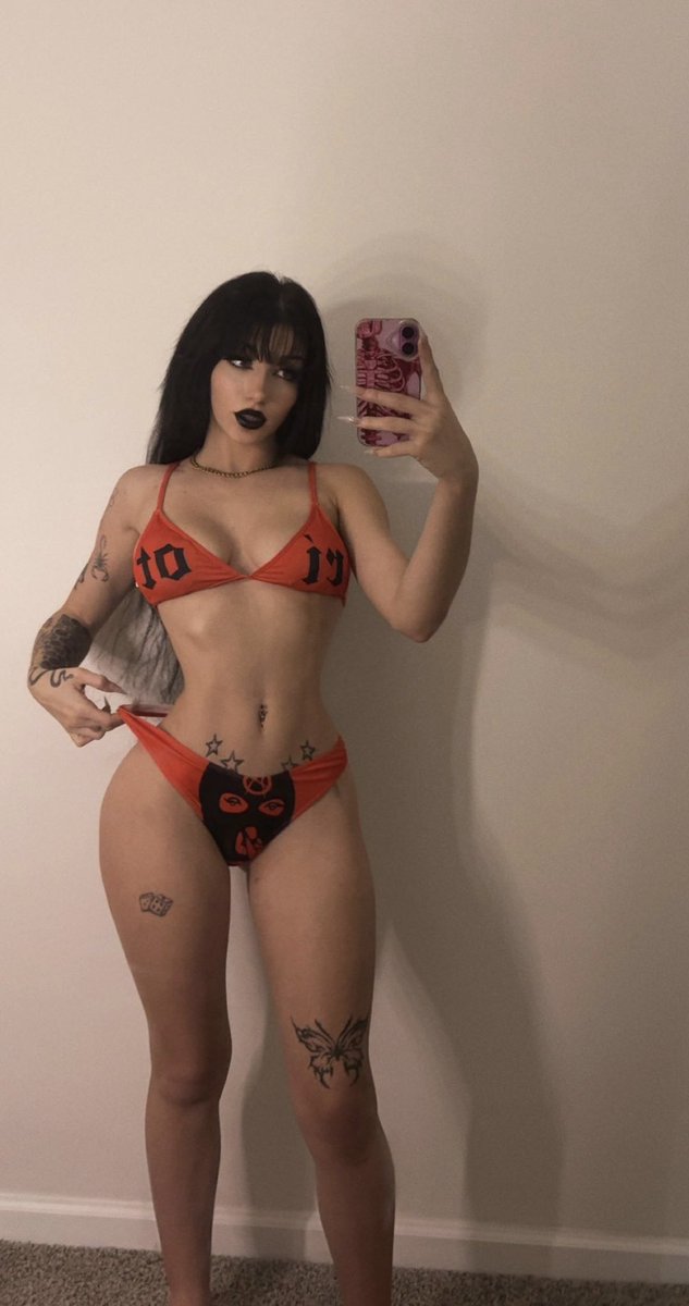 vampy bites tweet media