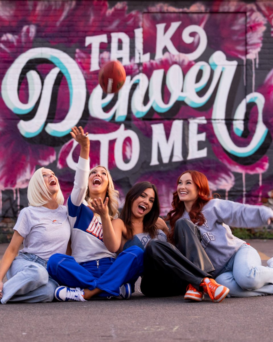 Broncos Cheerleaders tweet media