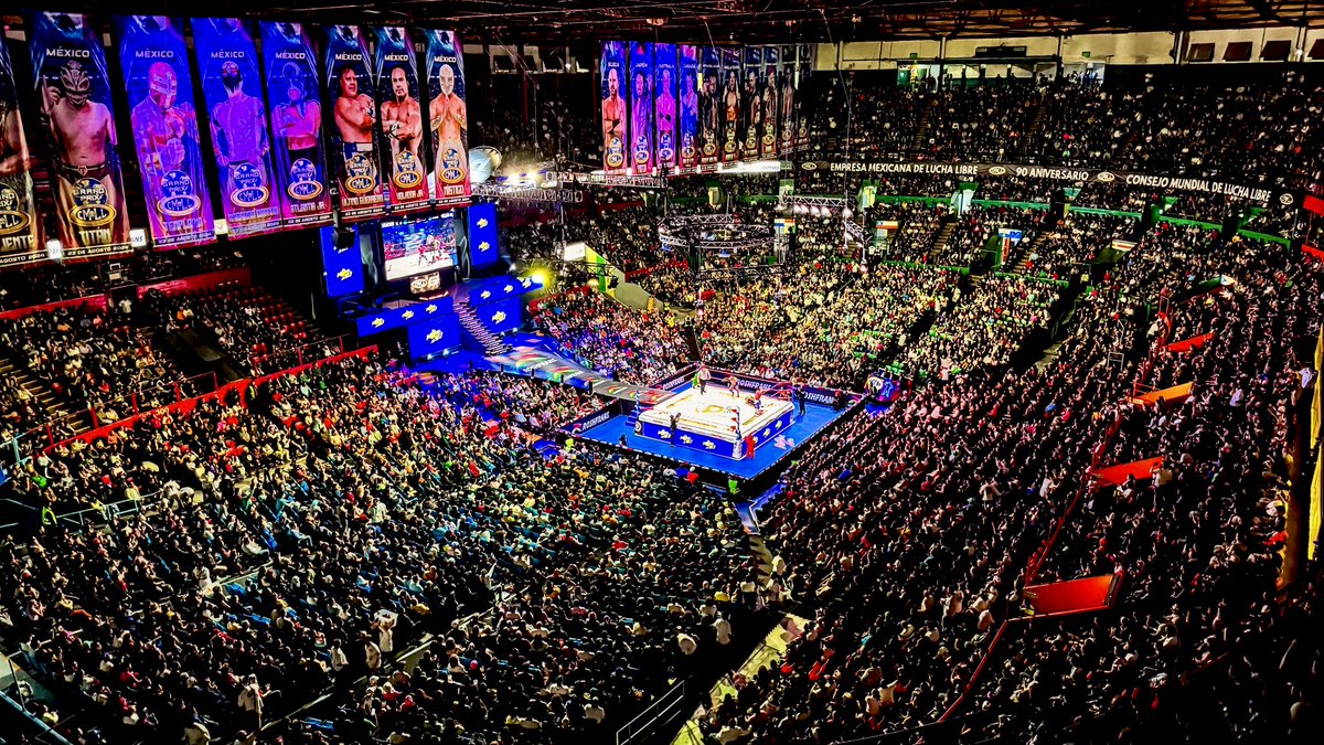 ushigoroshi89's tweet photo. “flea infested mud hut” and its one of the most iconic wrestling venues in history https://t.co/635gd8Luo8