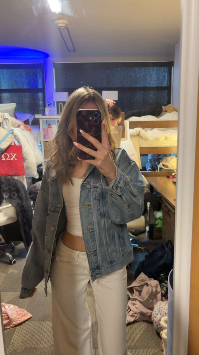 Goddess Sienna tweet media