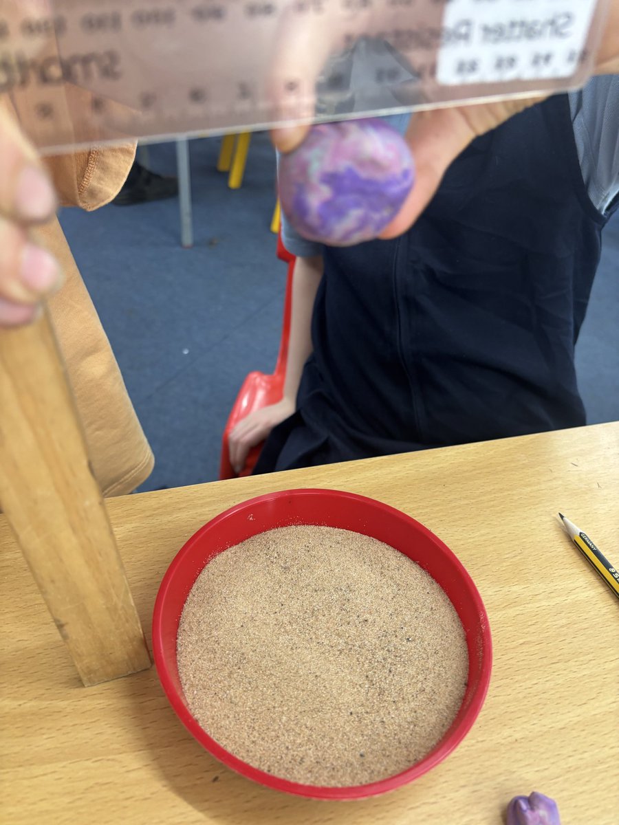 Whitchurch1's tweet image. Year 5 have been investigating factors that affect the size of a crater formed on the moon.  #wpsscience