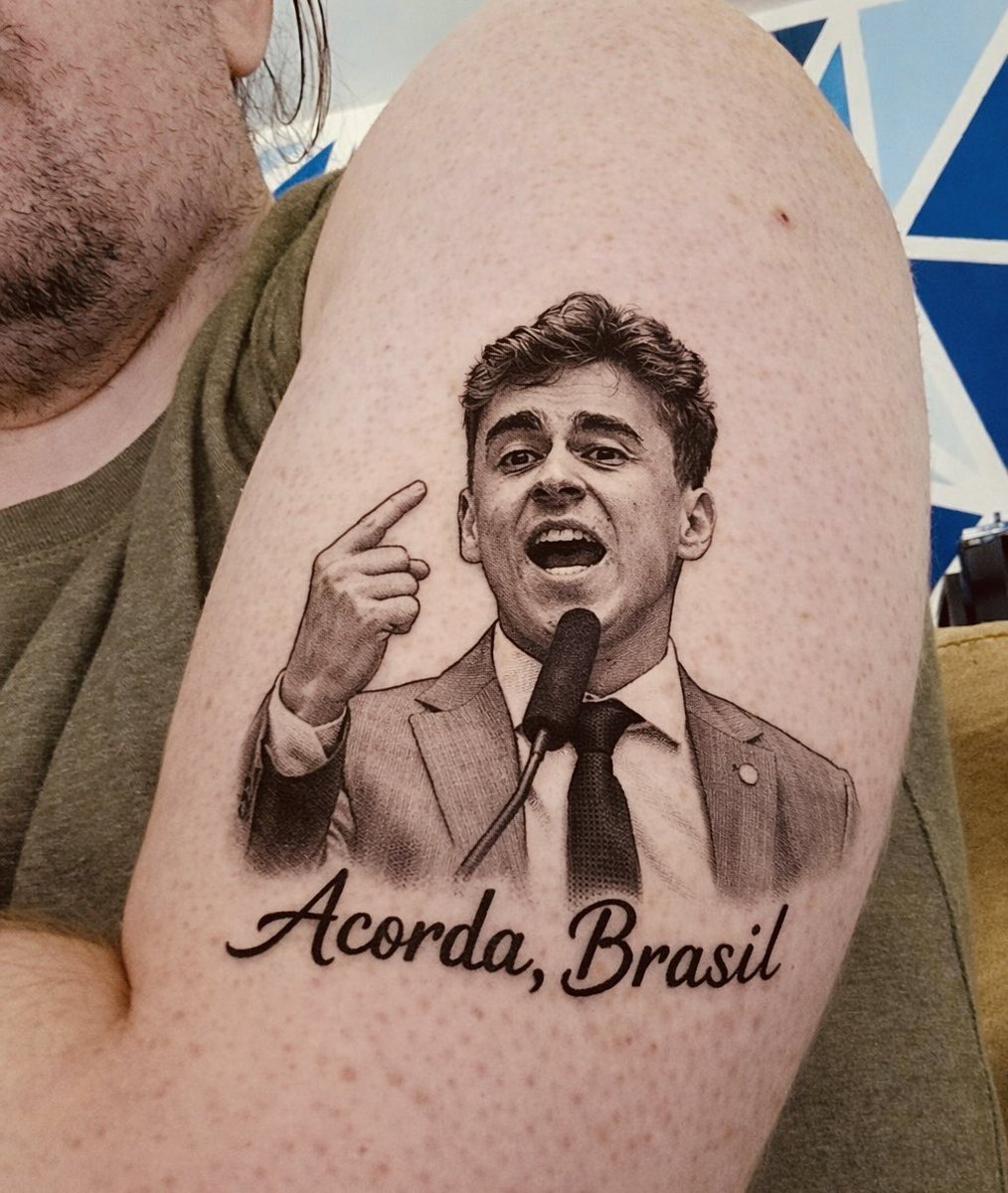 Central do Selinho Azul tweet media