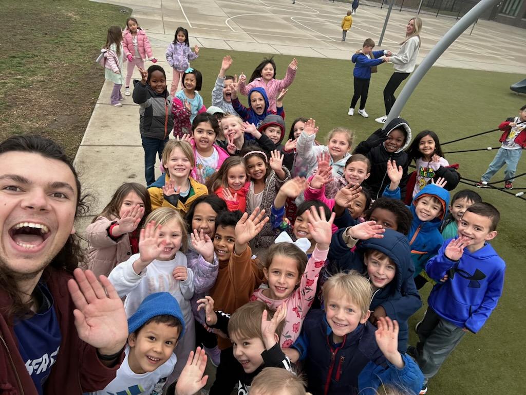 Wolf Springs Elementary tweet media