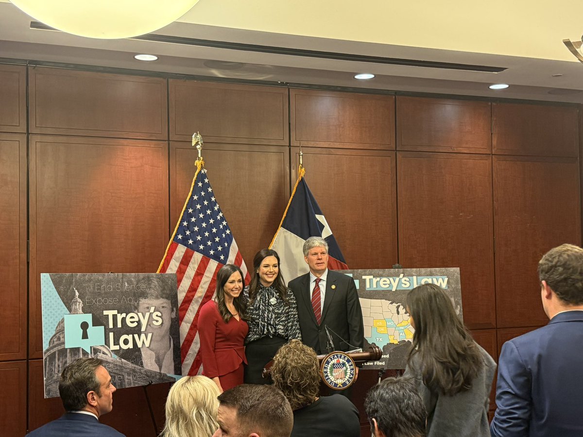 Alex Angle tweet media