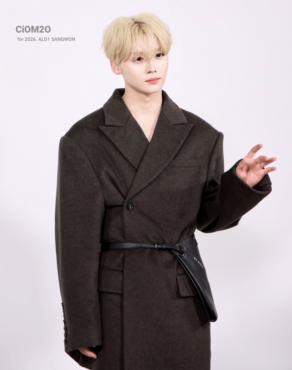 코모 tweet media