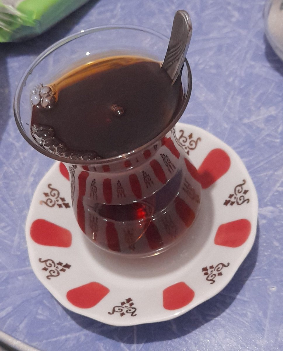 <a href="/SafkanDeli__/">EF§ÛŅKÃŘ❤</a> Edep terbiye ve iyi huy ALLAH'ın nurundan 1 kaçtır onu başına koy istediğin yere git 
her yerde itibar görürsün 
ALLAH kötü
 insanlarla karşılaştırmasın inşallah hayırlı akşamlar olsun hepimize 
TAŞ USTASI 
☝️☝️☝️