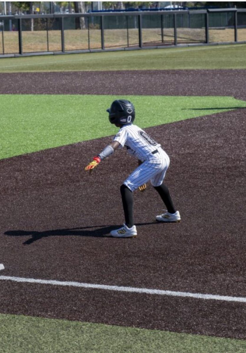 Coach Wells tweet media