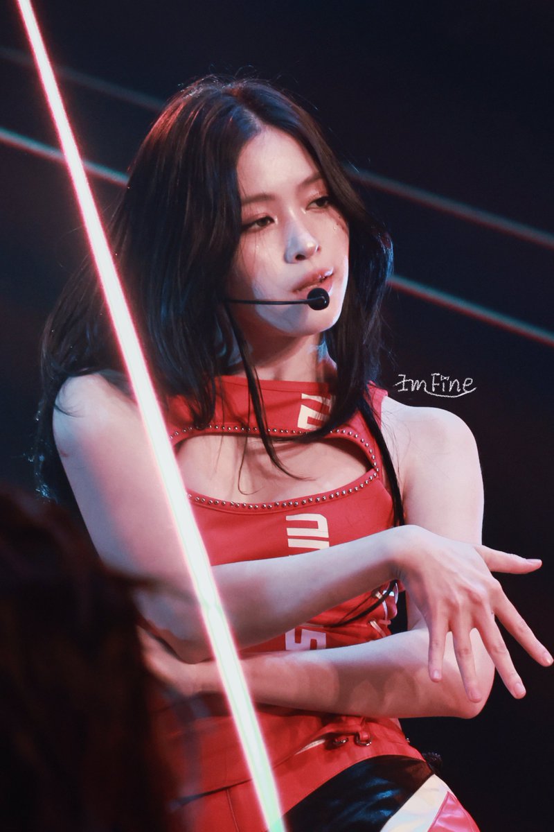 iamfinetoo0417's tweet photo. 260214 <TNVS> Seoul D2 HQ           
#ITZY #있지 #RYUJIN #류진
@ITZYofficial