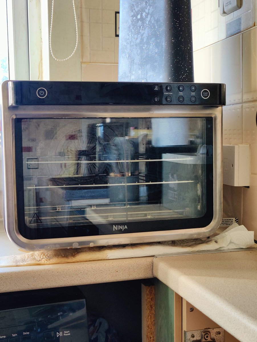 Simon Ford tweet media