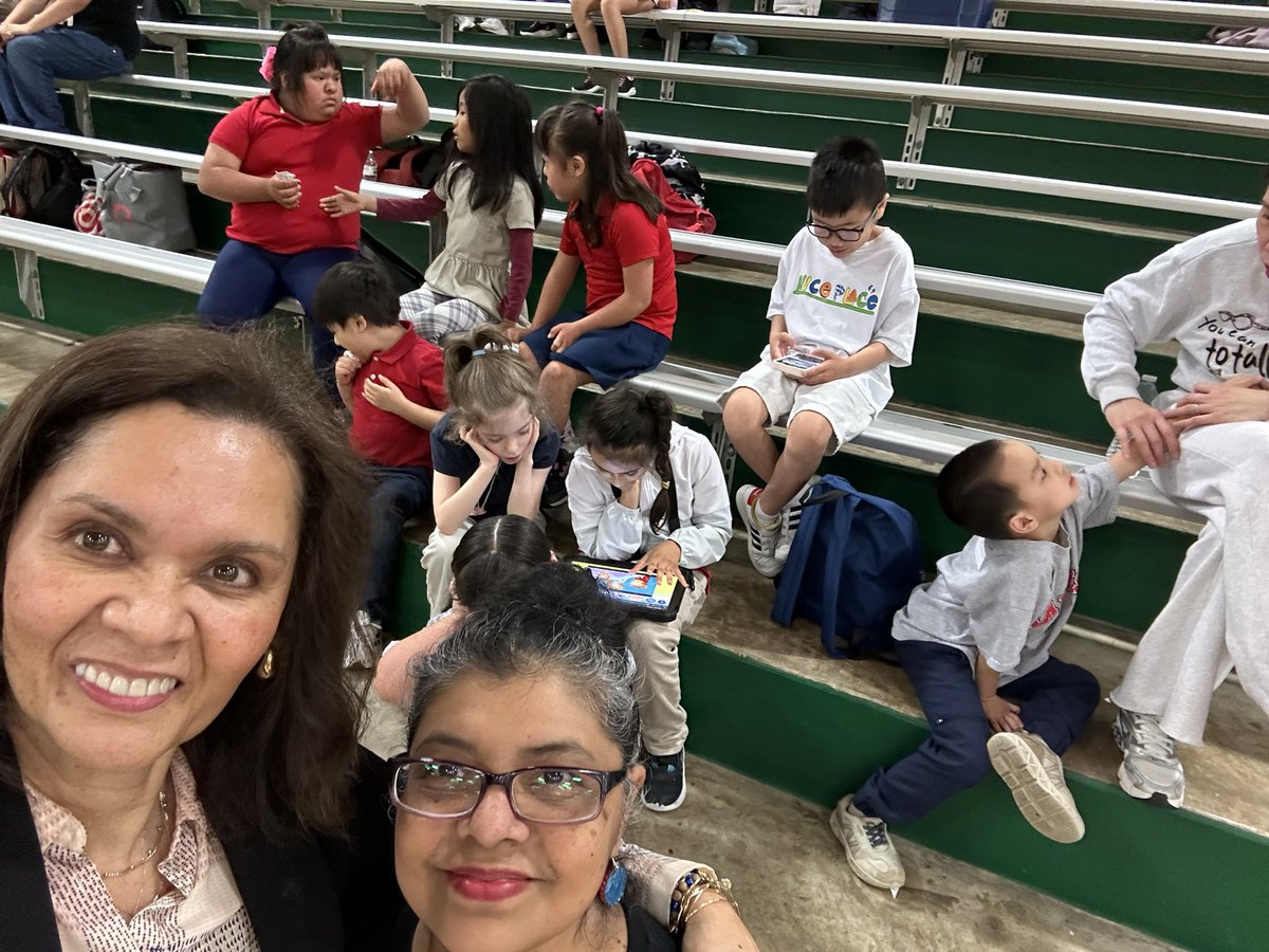 Ceci Bados tweet media