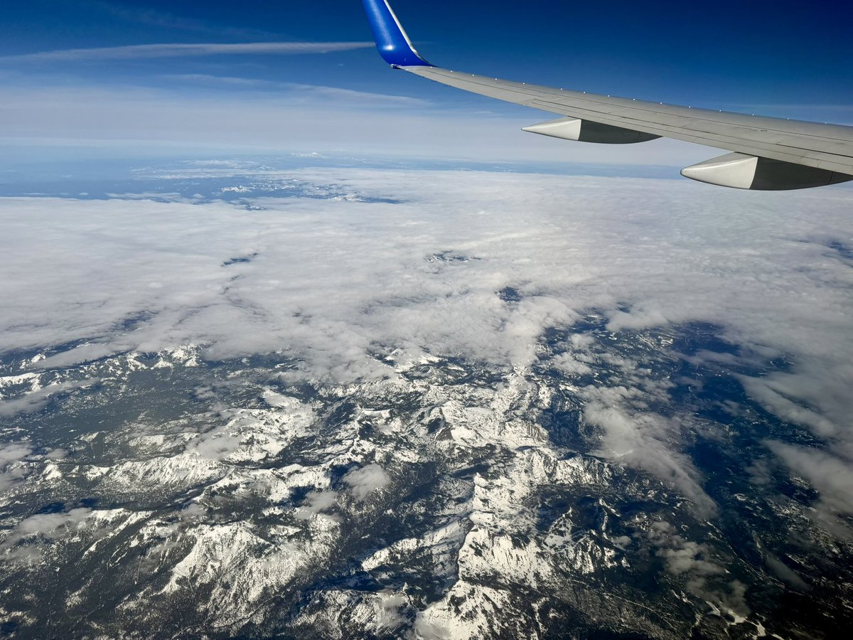 I’m back after 17 hours flight to visit a client in Sydney.

Sometimes the best growth hack
is getting on a plane.

What’s the longest flight you’ve done?