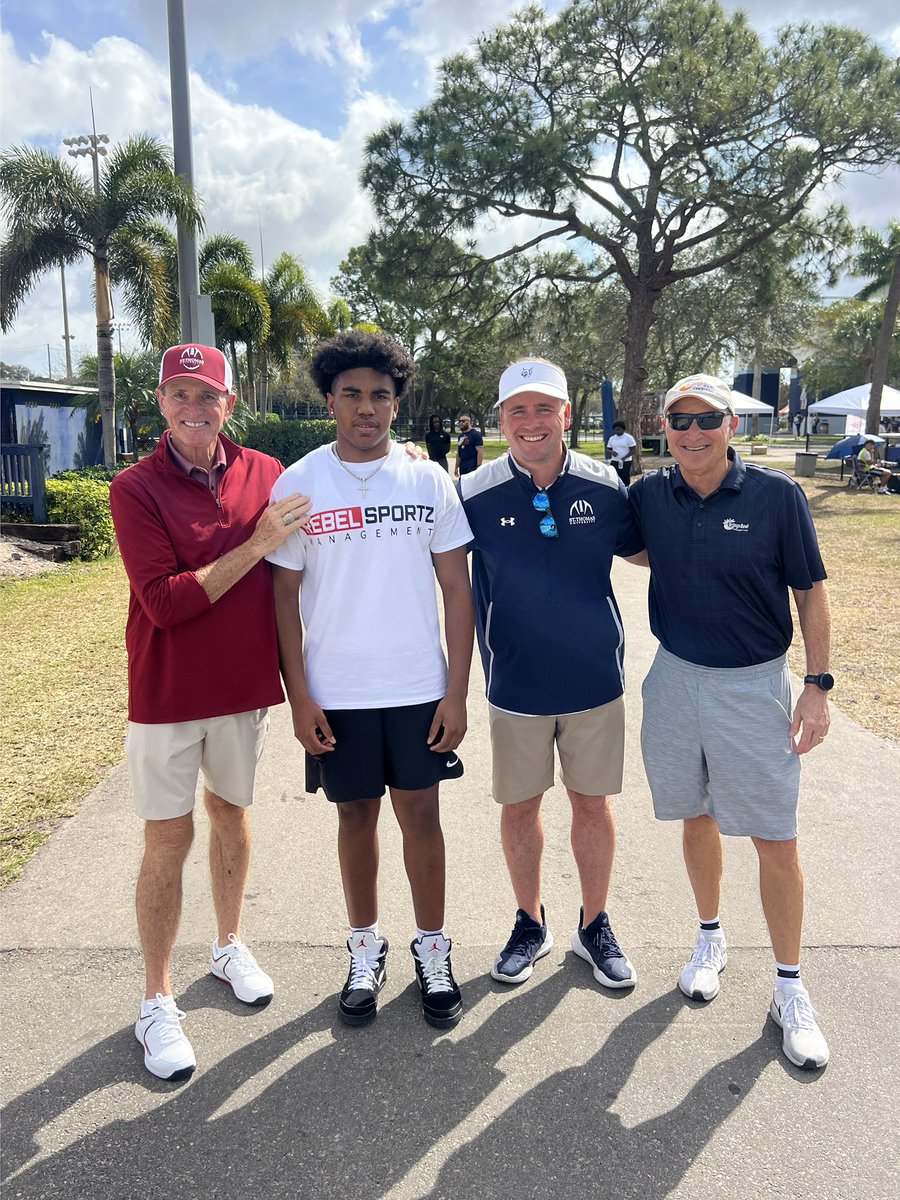 cortlandb1's tweet photo. Great day @OrangeBowl combine I’m blessed to be apart of a great program @STU_Football S/O to my HC @CoachDrewDavis let’s make history! 

@kreamelite @Rebelsportzmgmt @kreamglobal @coachkhalilp @CBROWNFIELD84 @MattKnick @GeorgeBarbar @ehoff23 https://t.co/L1SC44FBXQ