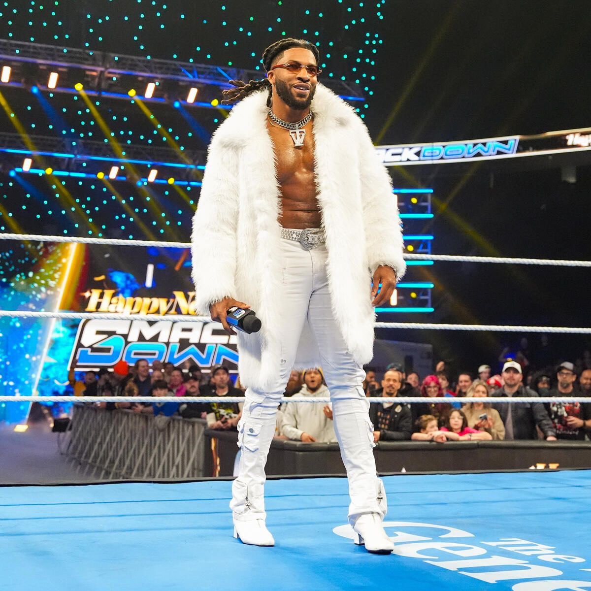 AndMessed's tweet photo. New episode alert 🚨 
The tricky road to mania starts now in the latest edition of the Podcast. Find out what the crew  thought of the  elimination chamber and the rise of trick williams.#trickwilliams #SmackDown #WWEChamber #WWERaw #randyorton https://t.co/WTvvRLdMdW