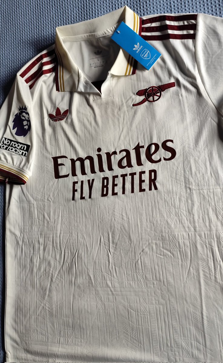 Gloriosa Academia 🎓 tweet media