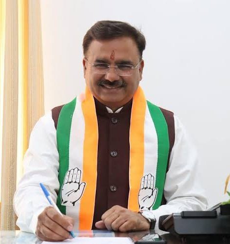 आज के हिसाब से ,आलोक शर्मा को भारत रत्न देना चाहिए 

1. YES 
2.NO

मेरे तरह से YES है , आपके तरफ से ईमानदारी से बताइए