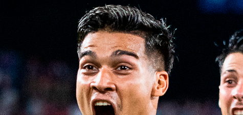 padreydecanocom's tweet photo. En tu cancha y con tu gente.